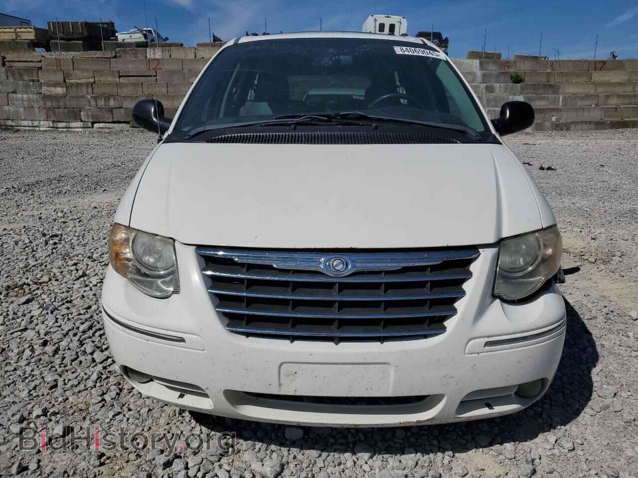 2005 CHRYSLER MINIVAN - VIN: 2C8GP64L05R267300 - Фото 5