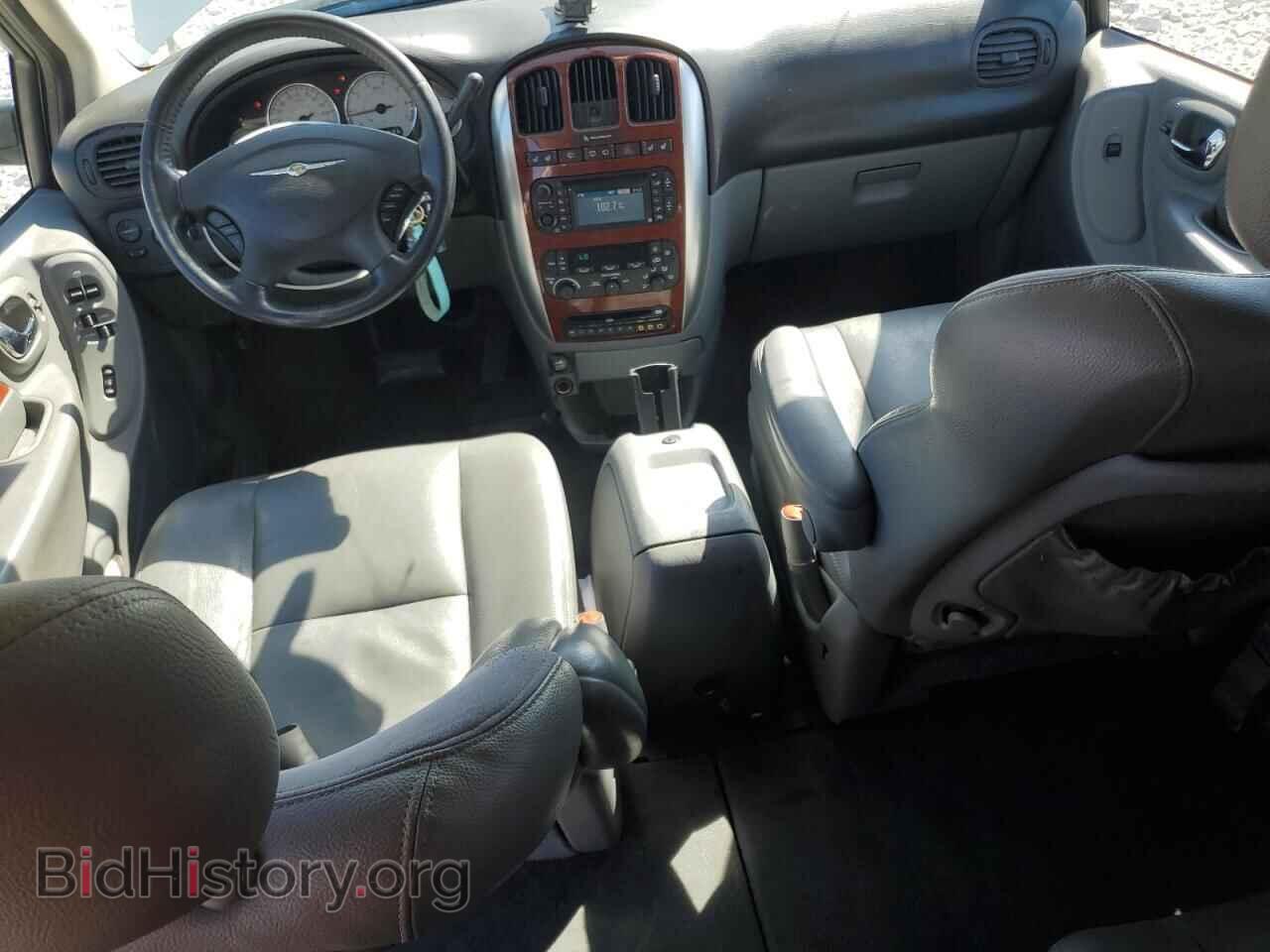 2005 CHRYSLER MINIVAN - VIN: 2C8GP64L05R267300 - Фото 8