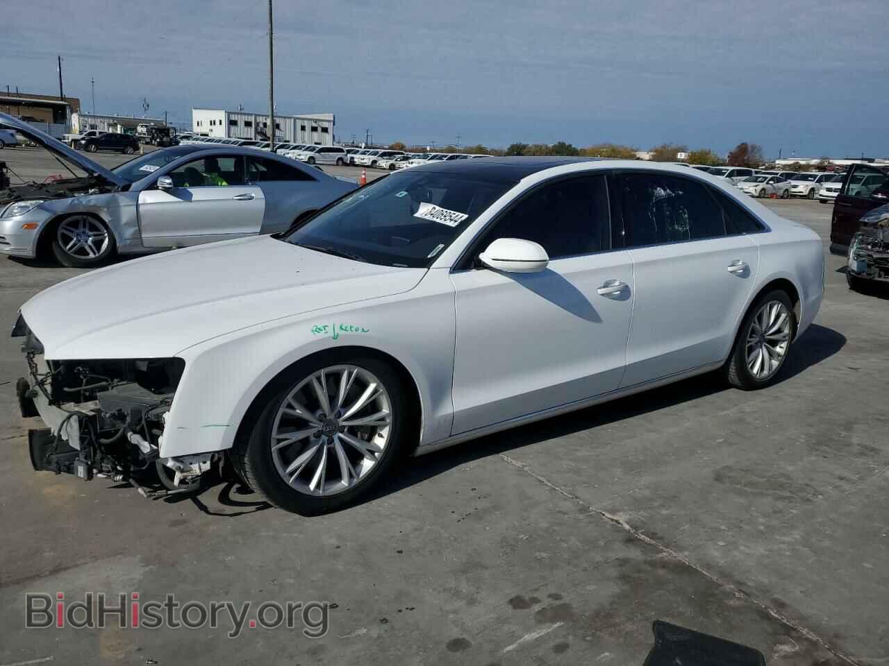Photo WAURVAFD4BN019131 - AUDI A8 2011