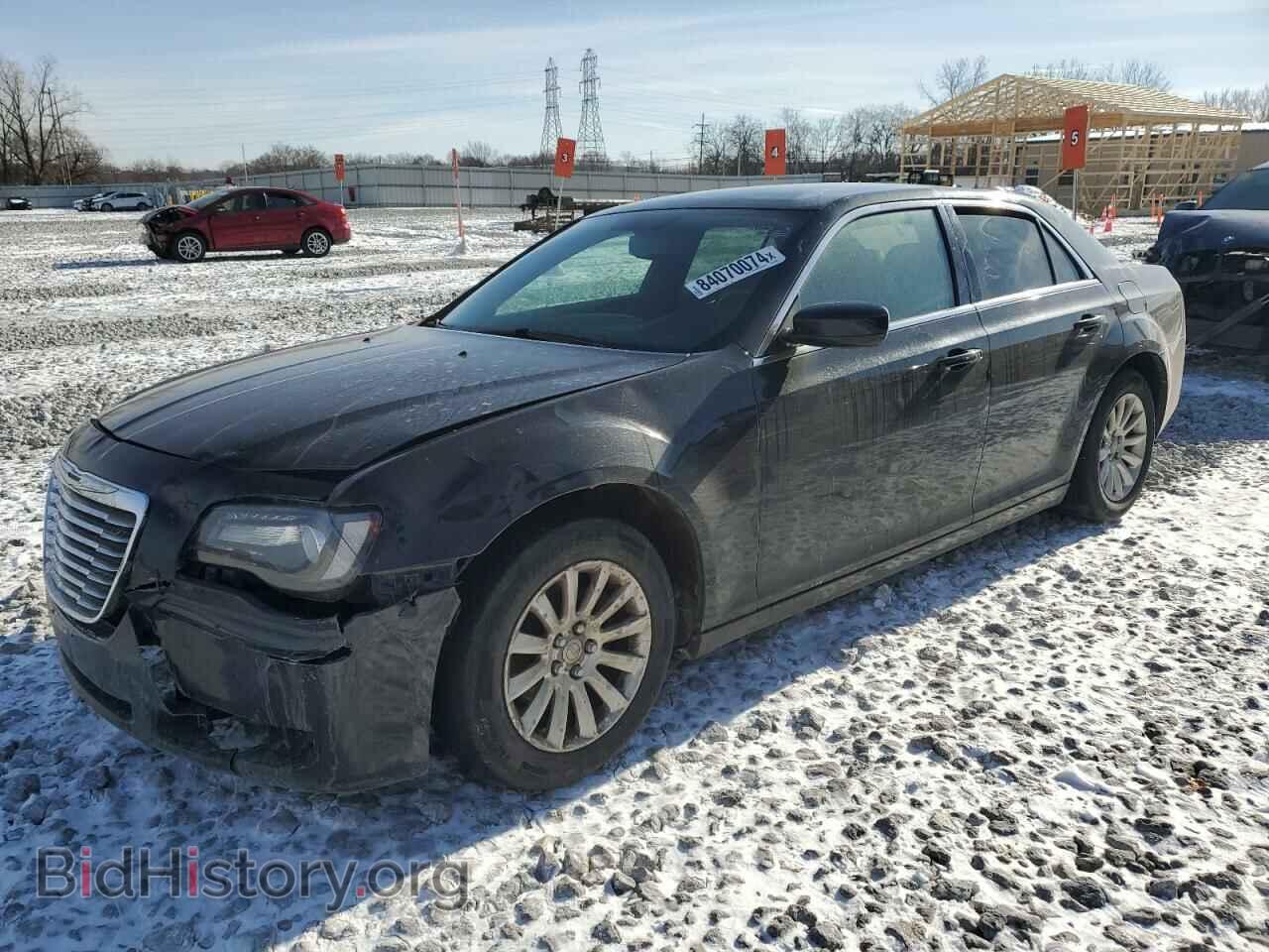 Фотография 2C3CCAAG6DH614000 - CHRYSLER 300 2013