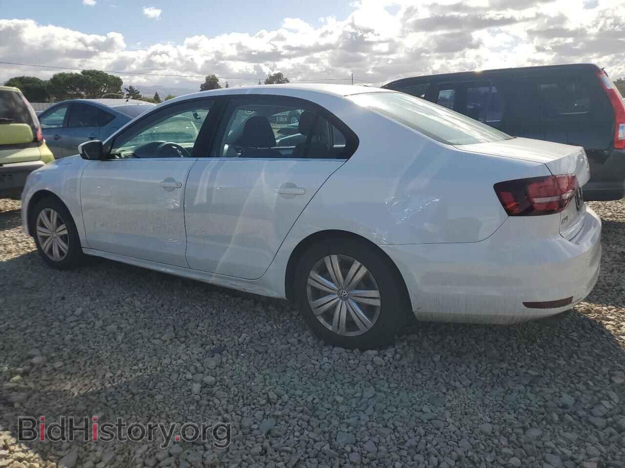 2017 VOLKSWAGEN JETTA - VIN: 3VW167AJ3HM213422 - Фото 2