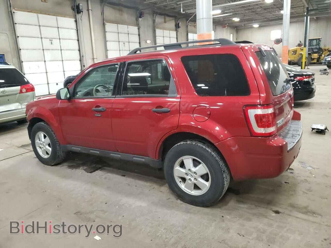2009 FORD ESCAPE - VIN: 1FMCU93709KA14220 - Фото 2