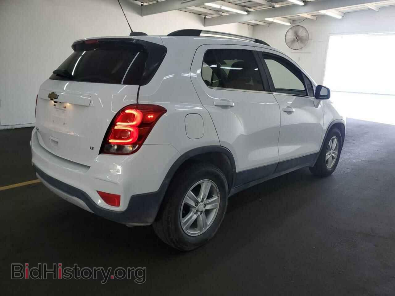 2017 CHEVROLET TRAX - VIN: 3GNCJLSB9HL216882 - Фото 4