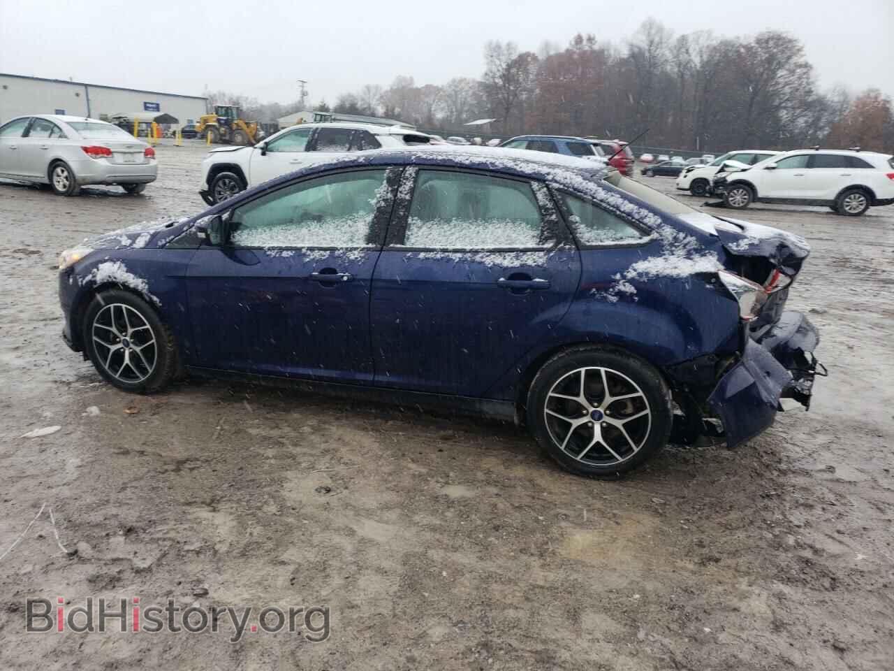 2017 FORD FOCUS - VIN: 1FADP3H2XHL322357 - Photo 2