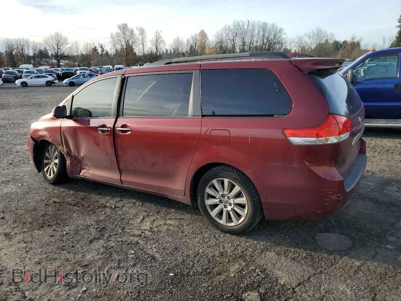 2013 TOYOTA All Models - VIN: 5TDYK3DC8DS295340 - Photo 2