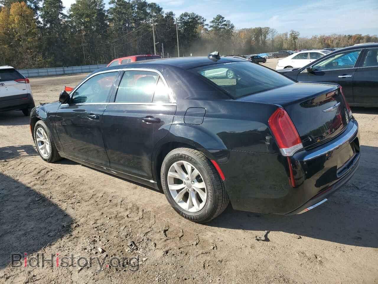 2015 CHRYSLER 300 - VIN: 2C3CCAAG5FH818399 - Фото 2