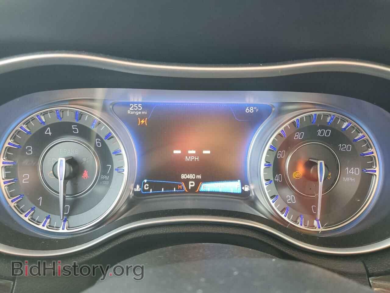 2015 CHRYSLER 300 - VIN: 2C3CCAAG5FH818399 - Фото 9