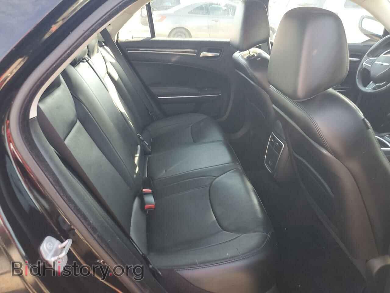 2015 CHRYSLER 300 - VIN: 2C3CCAAG5FH818399 - Фото 10