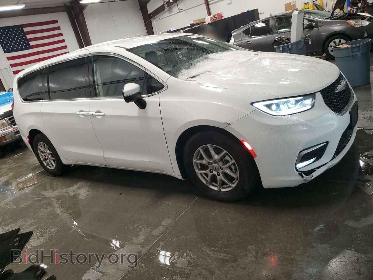 2023 CHRYSLER PACIFICA - VIN: 2C4RC1BG7PR587229 - Фото 4