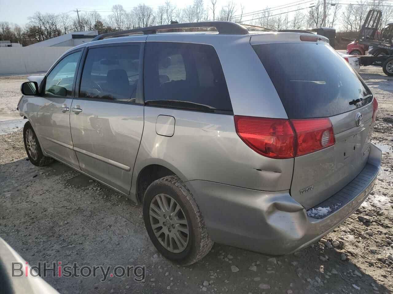 2010 TOYOTA All Models - VIN: 5TDJK4CC3AS032256 - Photo 2