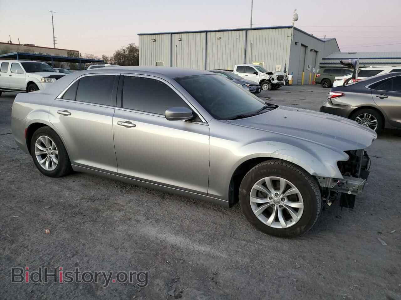 2016 CHRYSLER 300 - VIN: 2C3CCAAG2GH230297 - Фото 4