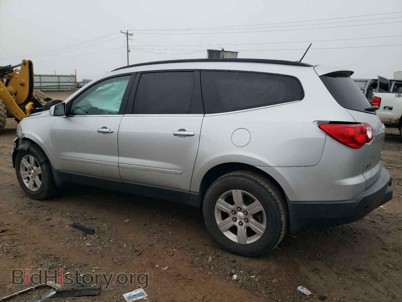 2010 CHEVROLET TRAVERSE - VIN: 1GNLRFED4AJ225560 - Фото 2