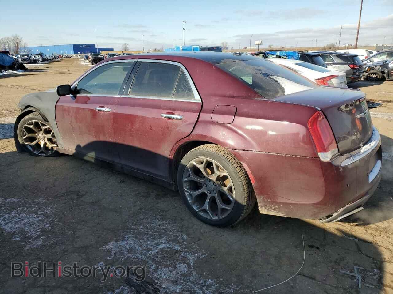2011 CHRYSLER 300 - VIN: 2C3CA6CT1BH537000 - Фото 2