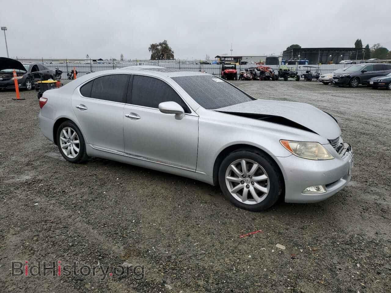 2008 LEXUS LS460 - VIN: JTHBL46FX85060738 - Photo 4