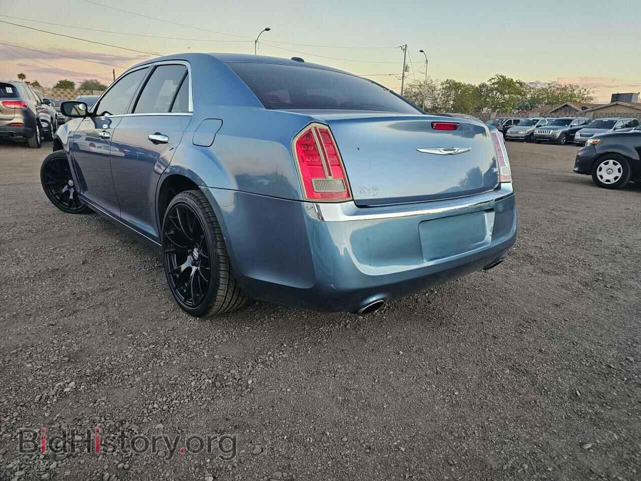 2011 CHRYSLER 300 - VIN: 2C3CA6CTXBH585319 - Фото 3