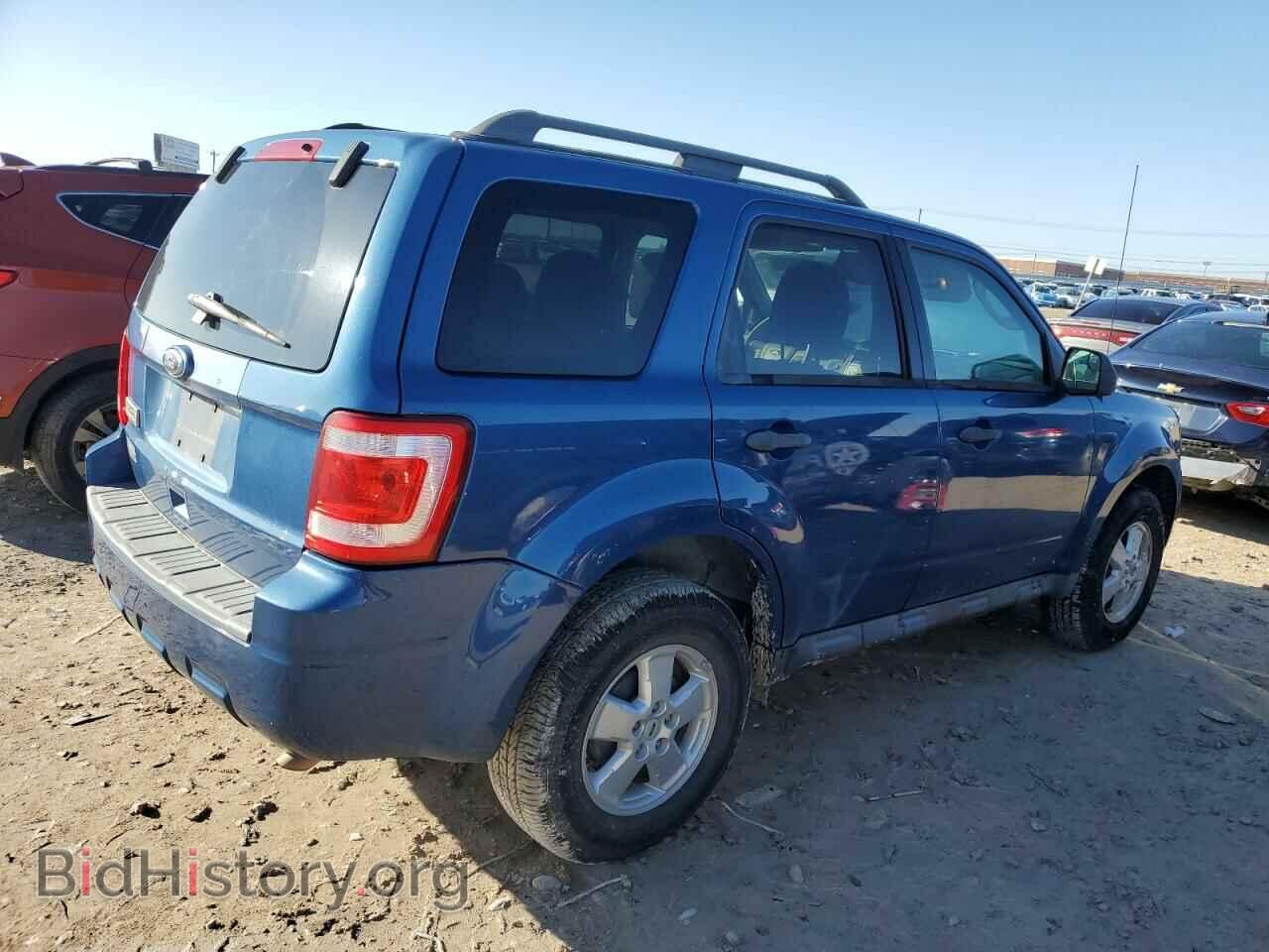 2010 FORD ESCAPE - VIN: 1FMCU0D70AKA34109 - Фото 3