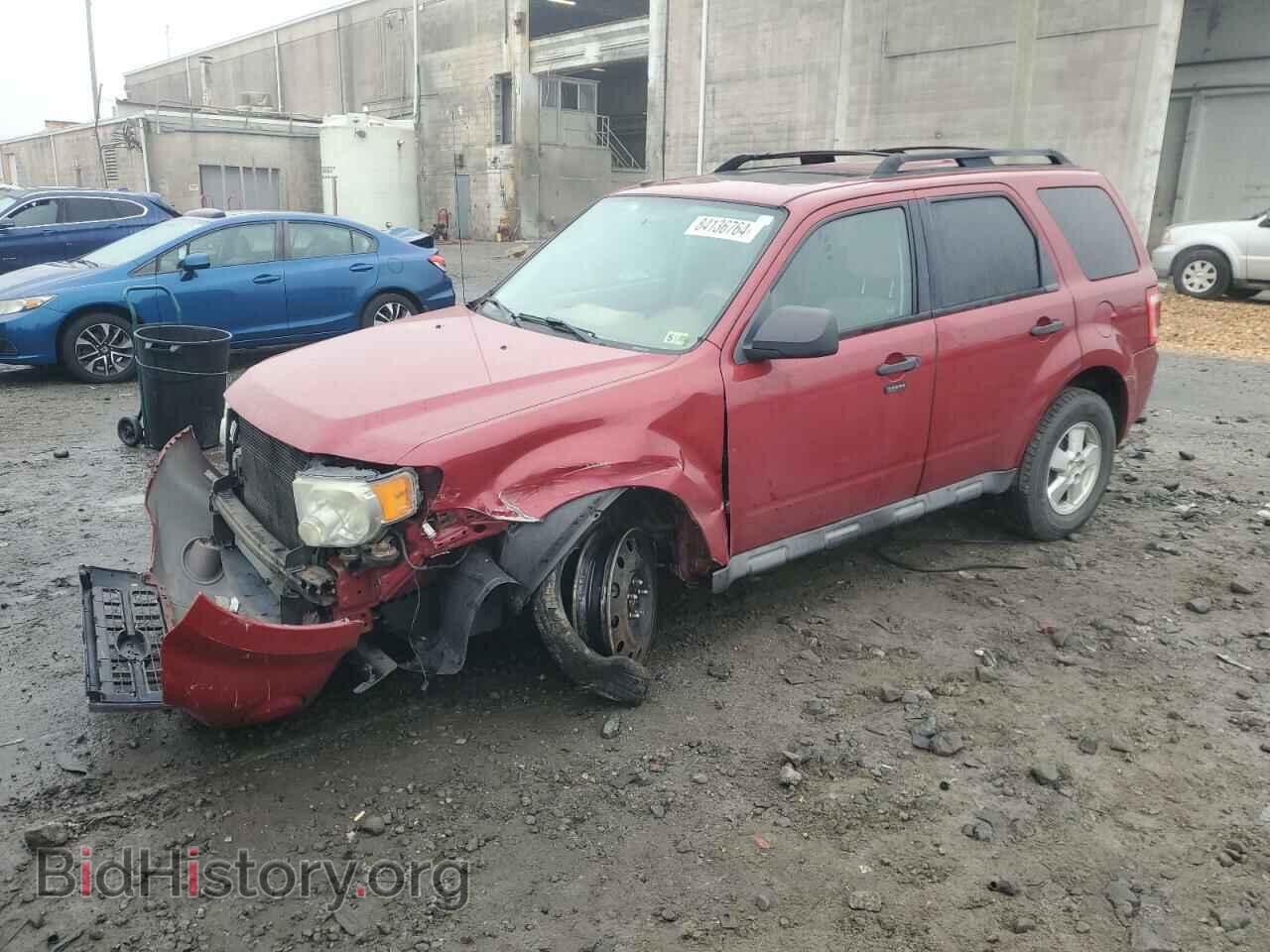 Фотография 1FMCU0DG5AKC30644 - FORD ESCAPE 2010