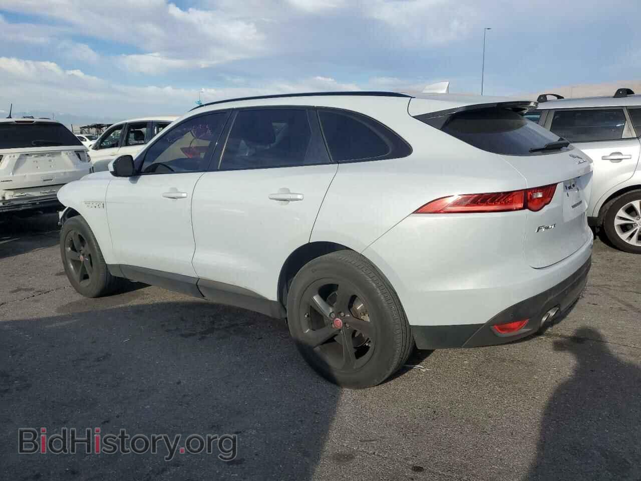 2017 JAGUAR F-PACE - VIN: SADCJ2BN7HA099232 - Фото 2