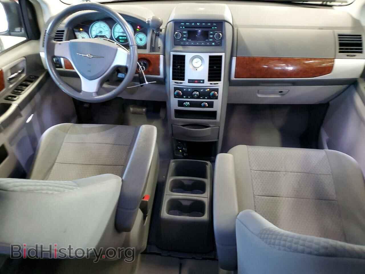 2009 CHRYSLER MINIVAN - VIN: 2A8HR54129R512475 - Фото 8