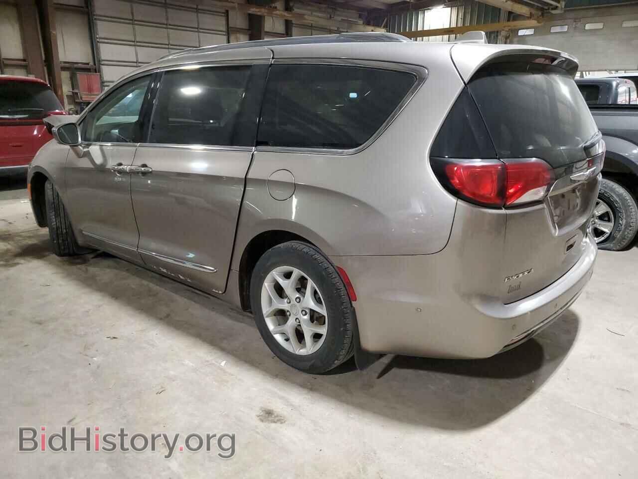 2017 CHRYSLER PACIFICA - VIN: 2C4RC1EG0HR650636 - Photo 2