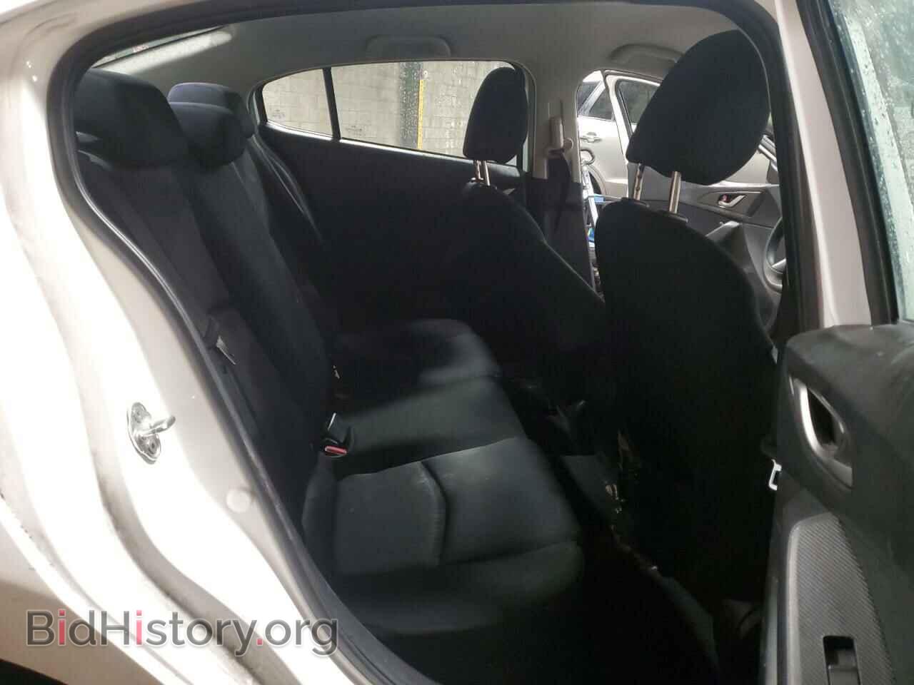 2015 MAZDA 3 - VIN: JM1BM1T72F1264593 - Фото 10