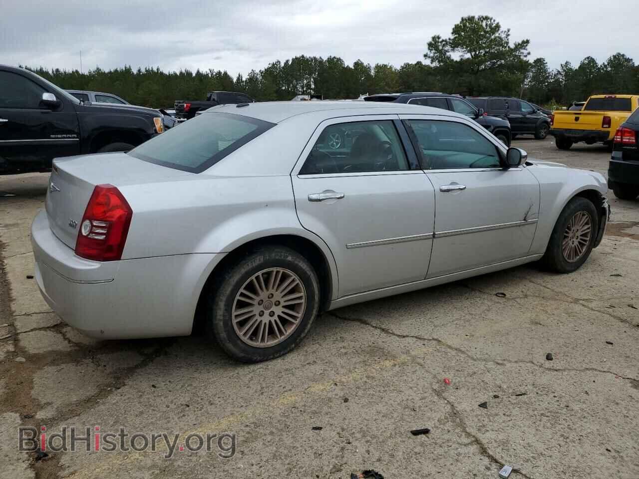 2010 CHRYSLER 300 - VIN: 2C3CA5CVXAH249969 - Фото 3