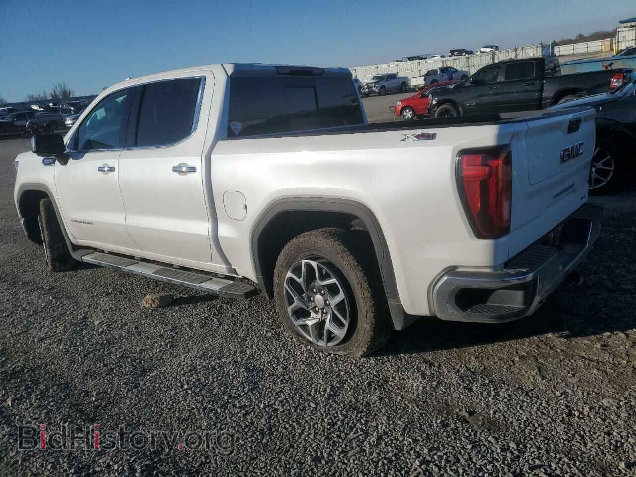 2024 GMC SIERRA - VIN: 3GTUUDEDXRG264795 - Фото 2