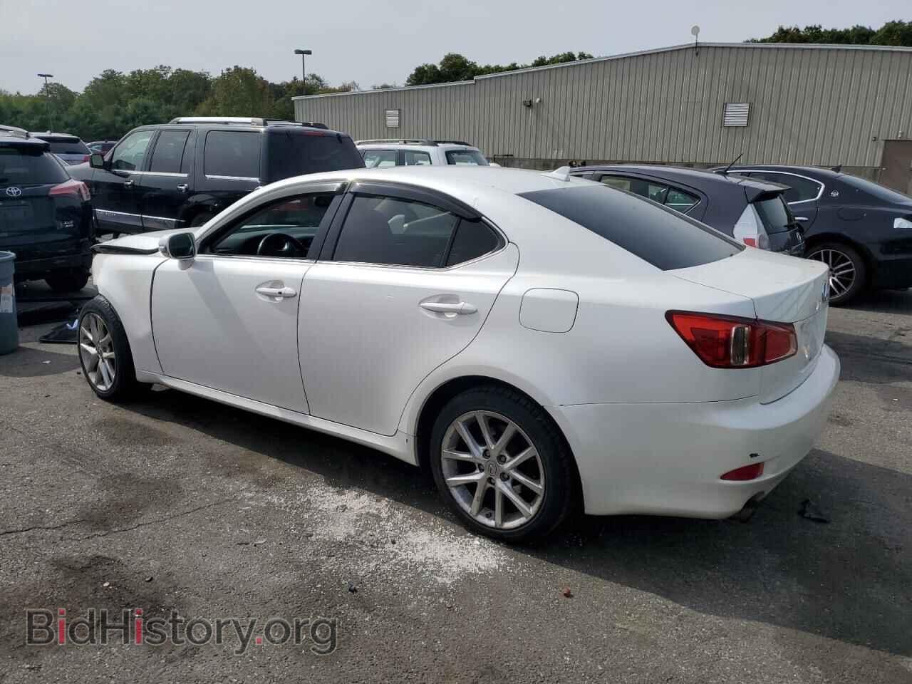 2011 LEXUS IS - VIN: JTHCF5C29B2035194 - Фото 2