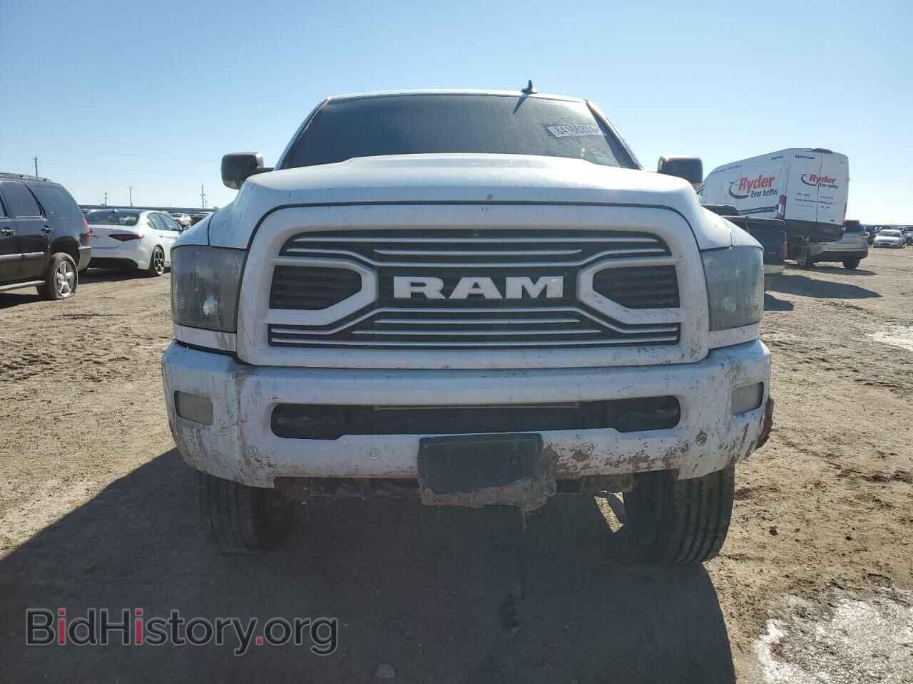 2018 RAM All Models - VIN: 3C6UR5DL4JG213949 - Photo 5