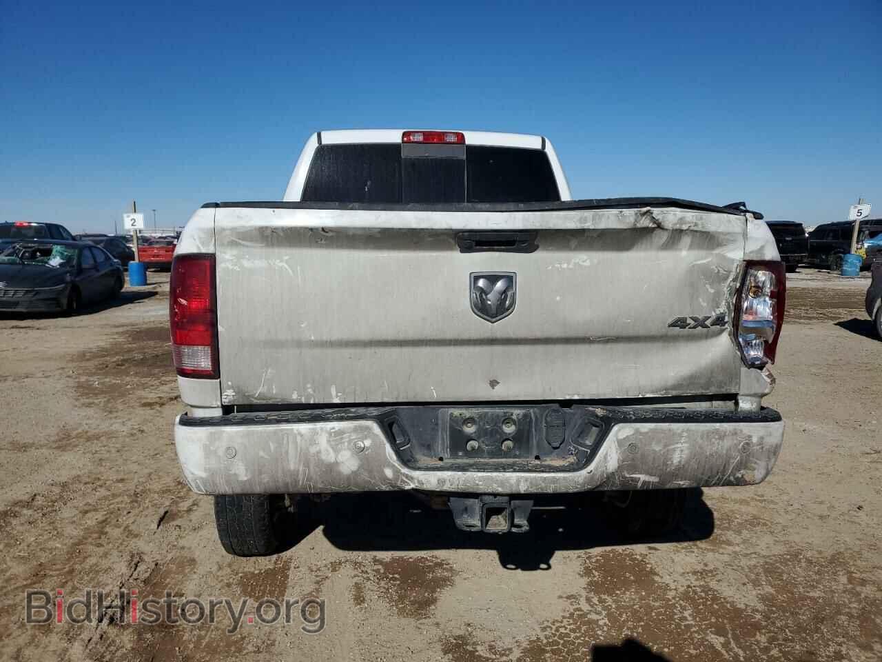 2018 RAM All Models - VIN: 3C6UR5DL4JG213949 - Photo 6