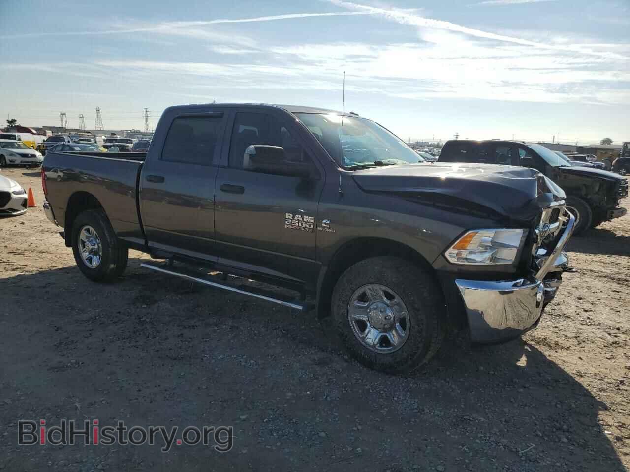 2016 RAM All Models - VIN: 3C6UR4CL8GG247025 - Фото 4