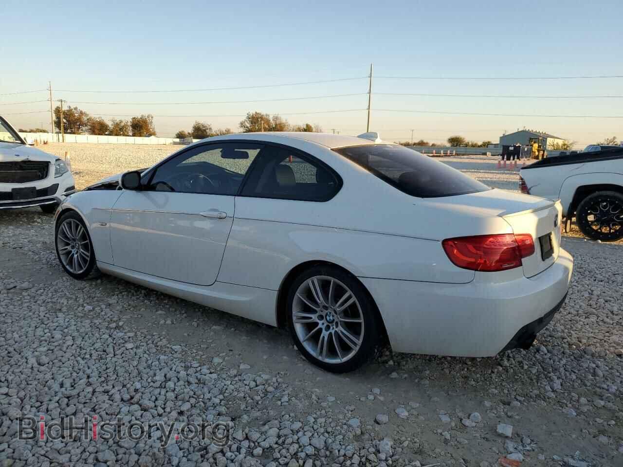 2013 BMW 3 SERIES - VIN: WBAKG7C59DJ437951 - Фото 2