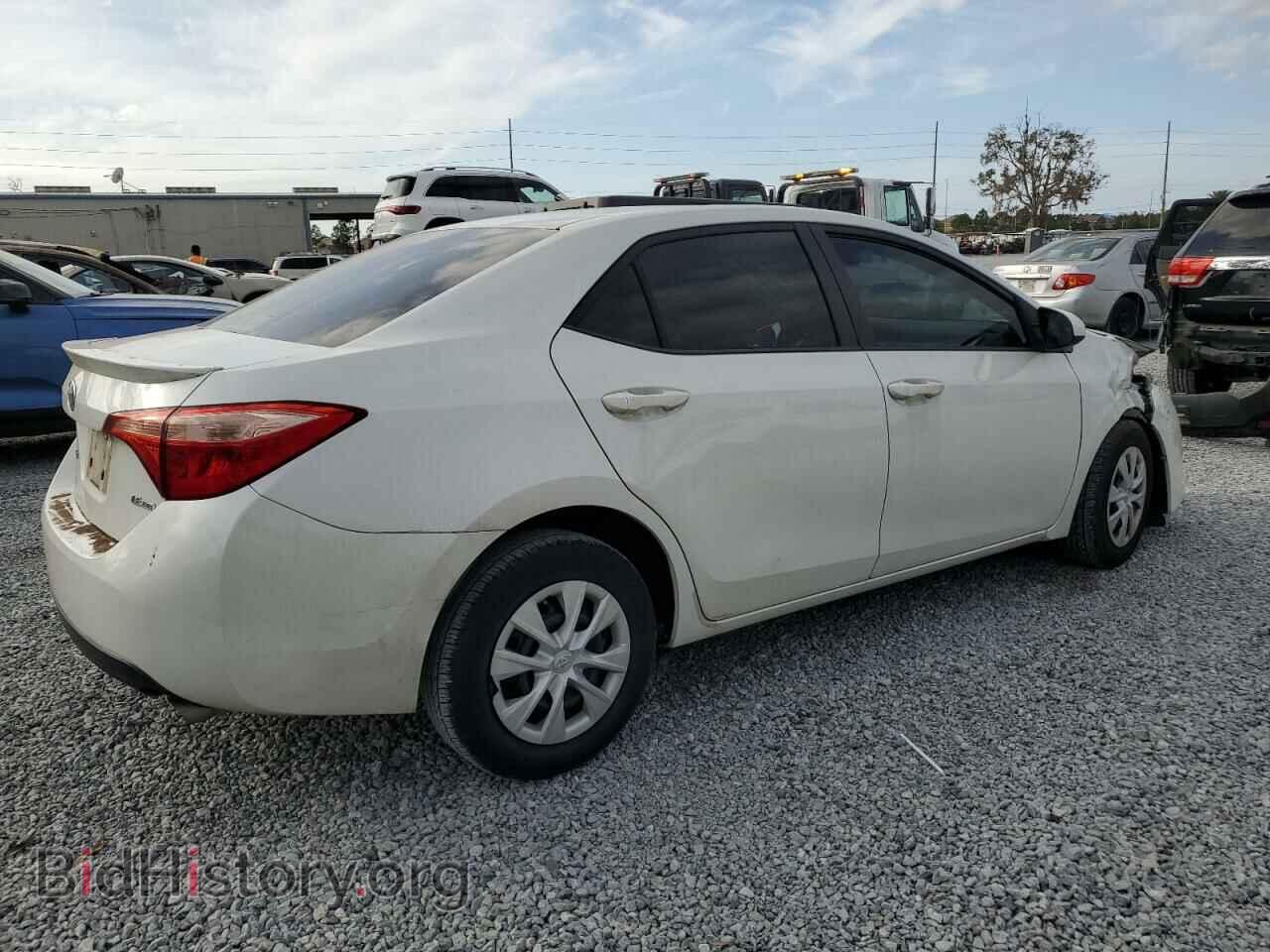 2017 TOYOTA COROLLA - VIN: 5YFBPRHE5HP670346 - Фото 3