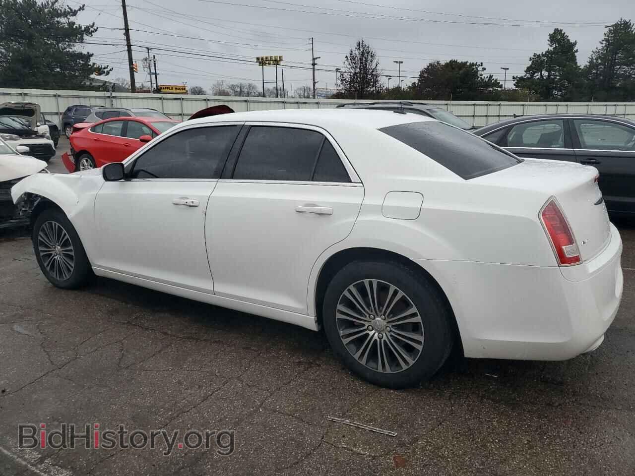 2013 CHRYSLER 300 - VIN: 2C3CCAGG8DH739507 - Фото 2
