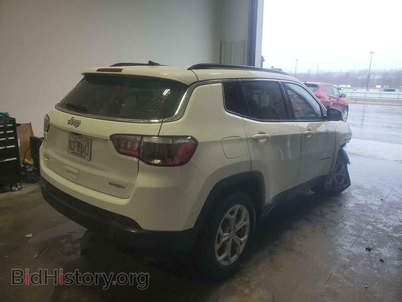 2024 JEEP COMPASS - VIN: 3C4NJDBN0RT109805 - Фото 3