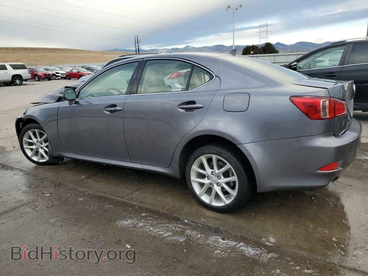 2012 LEXUS IS - VIN: JTHCF5C24C5060701 - Фото 2