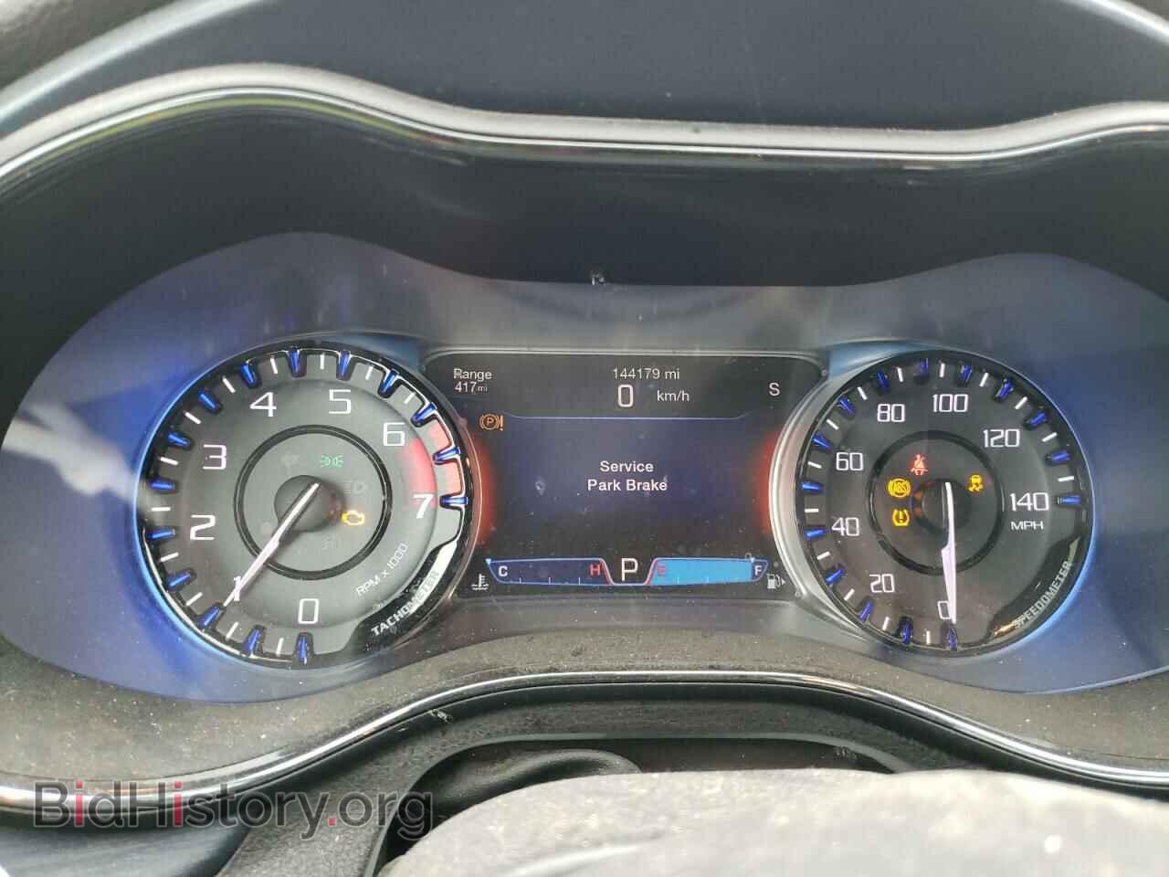 2015 CHRYSLER 200 - VIN: 1C3CCCBB0FN629410 - Фото 9