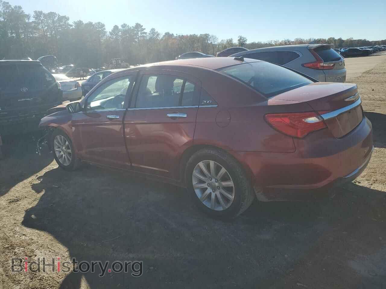 2013 CHRYSLER 200 - VIN: 1C3CCBCG9DN623445 - Фото 2