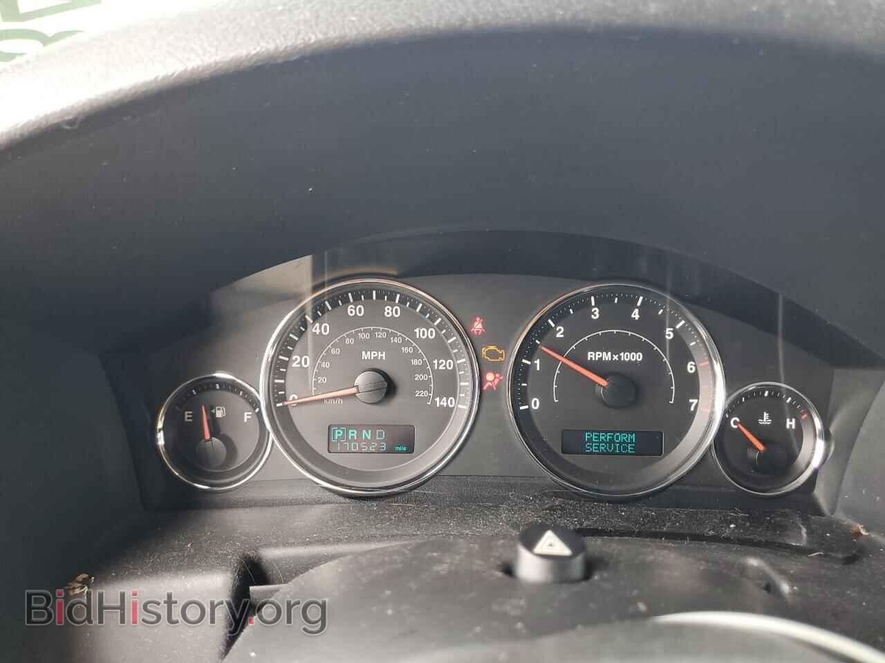 2007 JEEP COMMANDER - VIN: 1J8HH68207C657113 - Photo 9