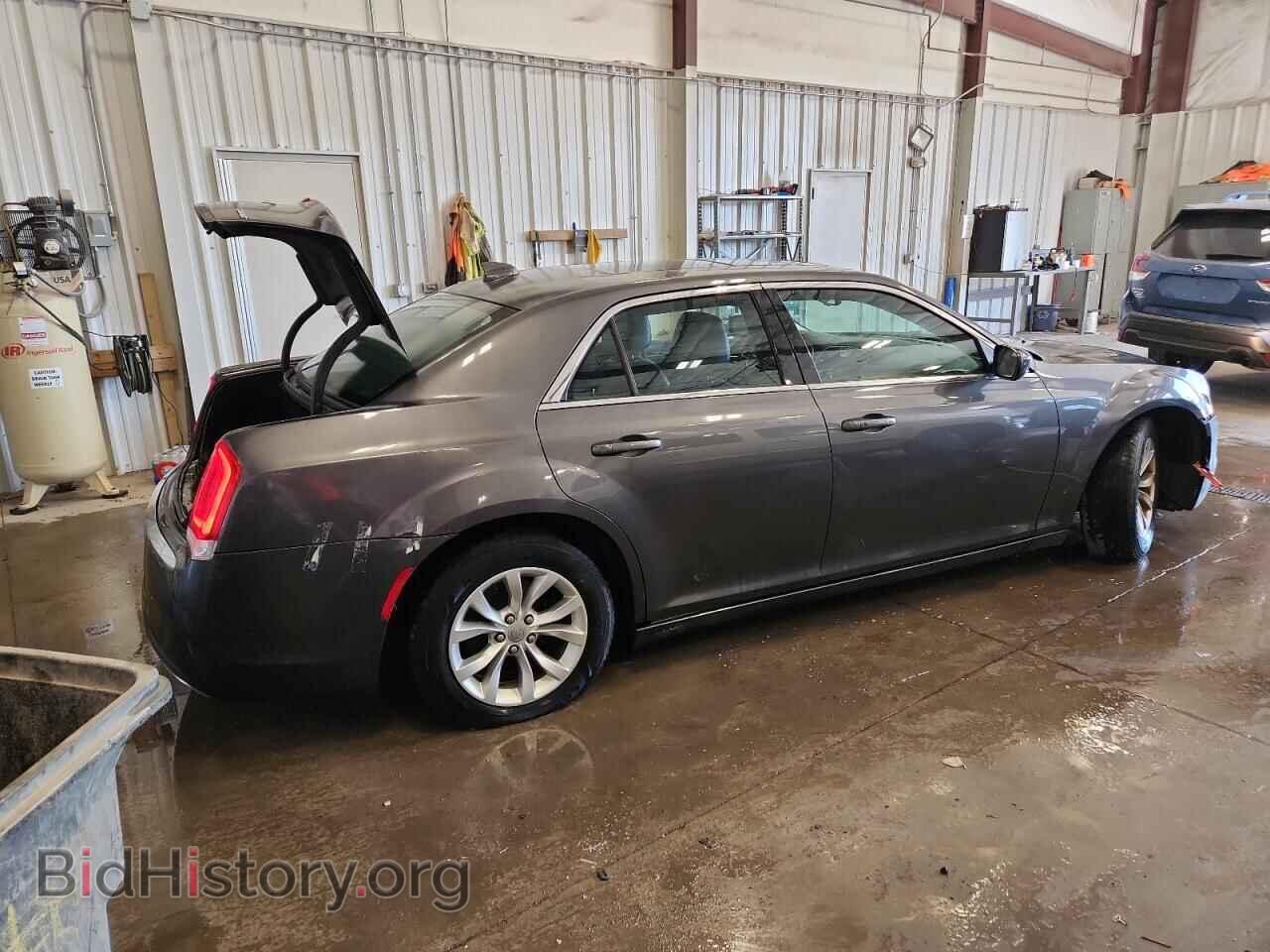 2016 CHRYSLER 300 - VIN: 2C3CCAAG4GH274012 - Фото 3