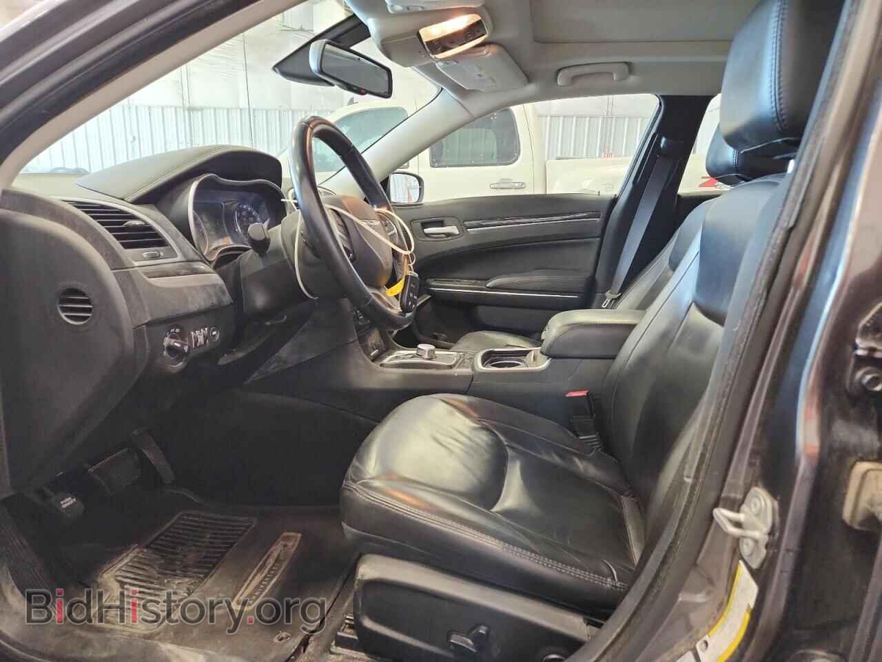 2016 CHRYSLER 300 - VIN: 2C3CCAAG4GH274012 - Фото 7