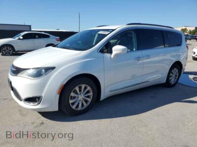 2017 Chrysler PACIFICA Touring L, white — VIN 2C4RC1BG5HR576411, Copart