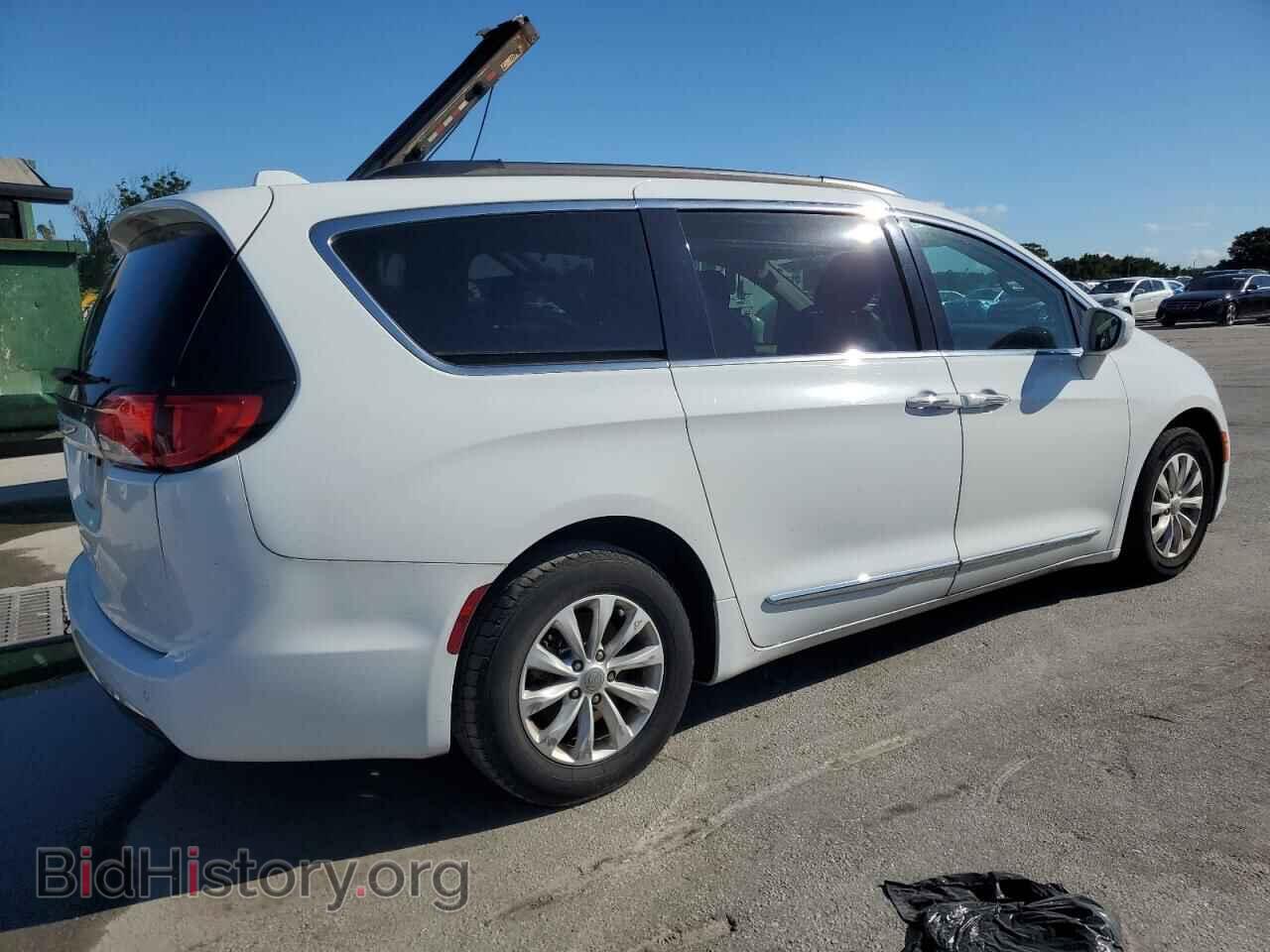 2017 CHRYSLER PACIFICA - VIN: 2C4RC1BG5HR576411 - Фото 3