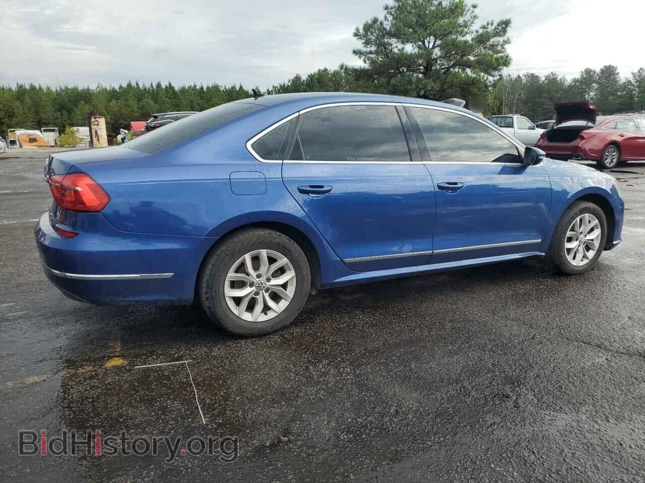 2016 VOLKSWAGEN PASSAT - VIN: 1VWAT7A32GC014601 - Фото 3