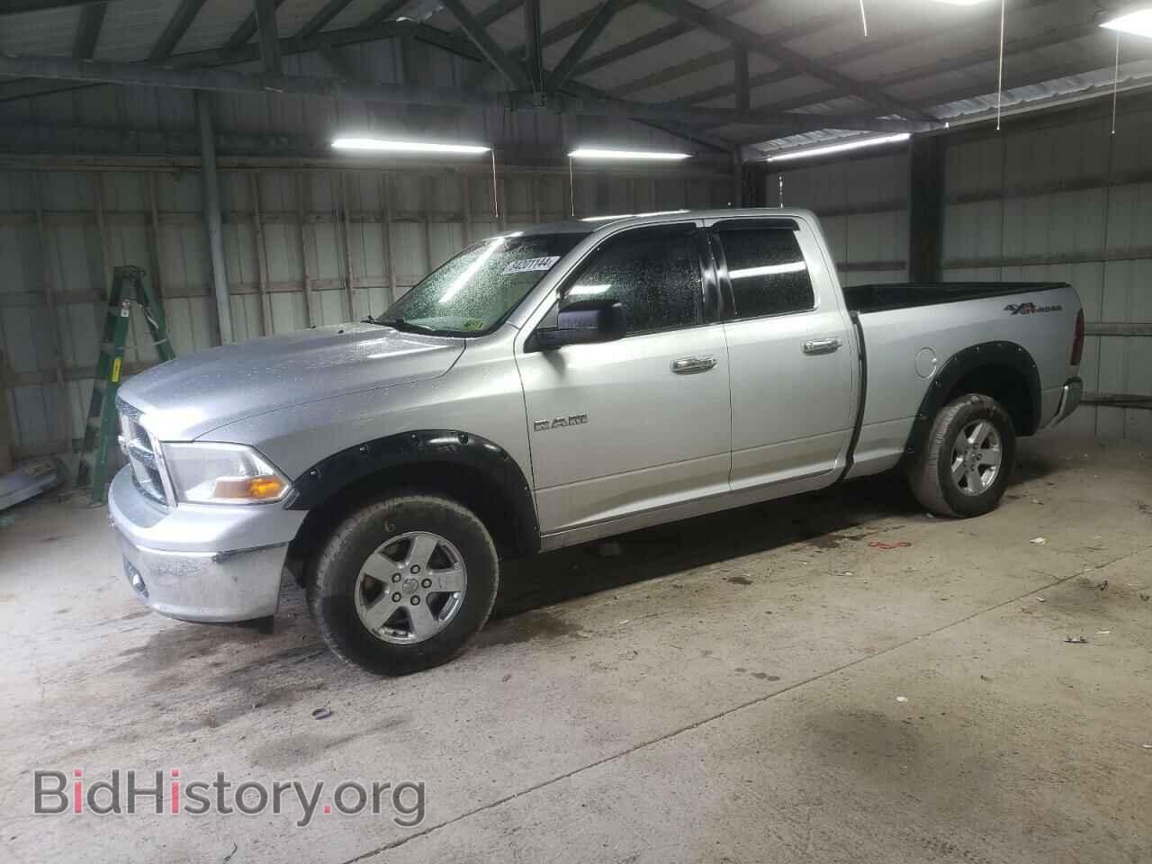 Photo 1D3HV18P69S784382 - DODGE All Models 2009