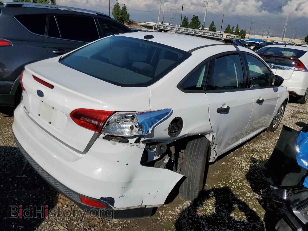 2018 FORD FOCUS - VIN: 1FADP3E20JL304279 - Фото 3