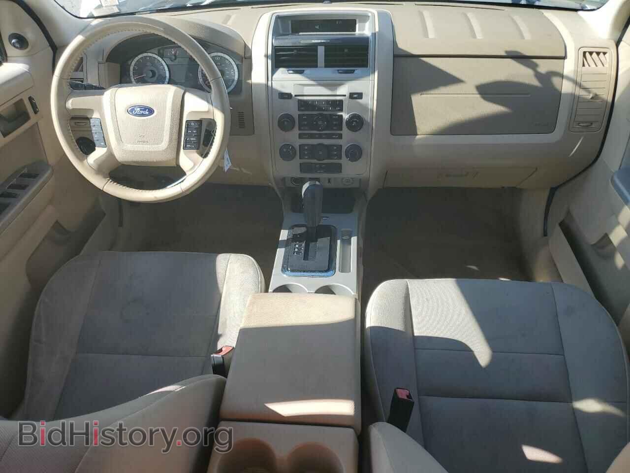 2011 FORD ESCAPE - VIN: 1FMCU0DG7BKA74270 - Фото 8