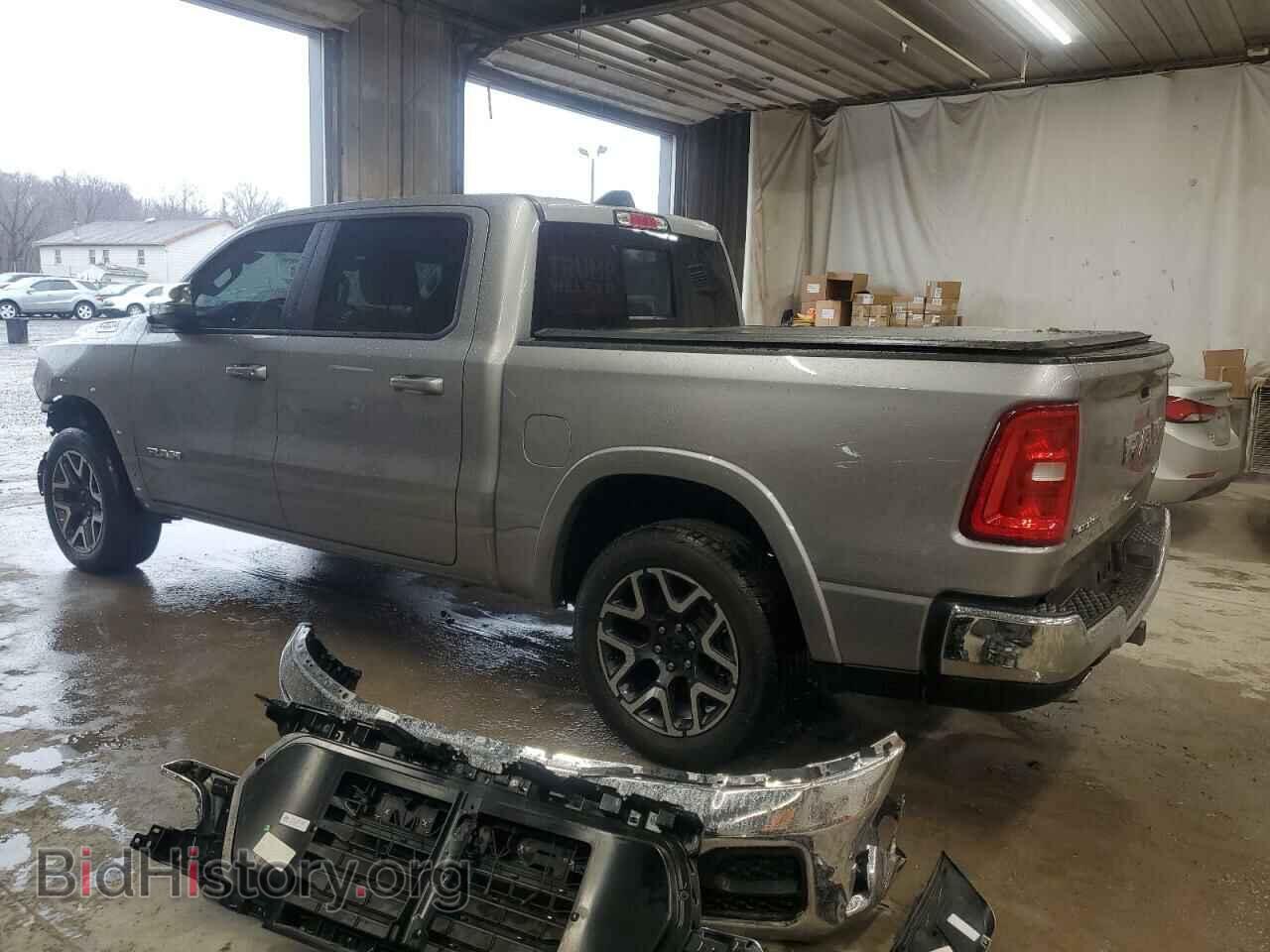 2025 RAM 1500 - VIN: 1C6SRFJP2SN525717 - Фото 2