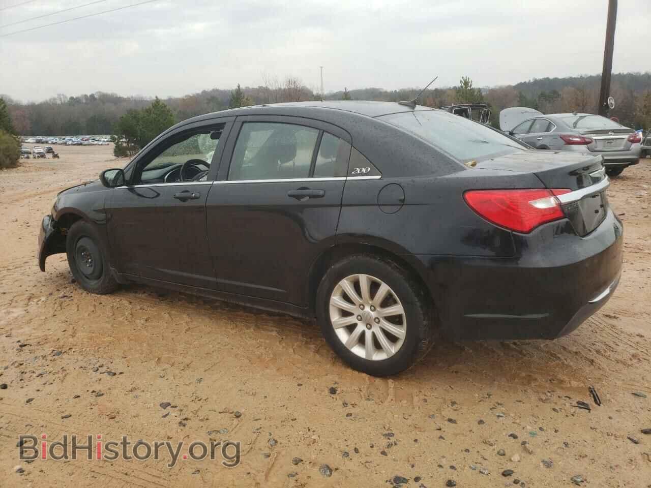 2013 CHRYSLER 200 - VIN: 1C3CCBBB8DN683593 - Фото 2