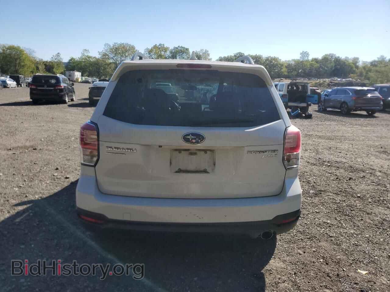 2017 SUBARU FORESTER - VIN: JF2SJARC2HH452474 - Фото 6